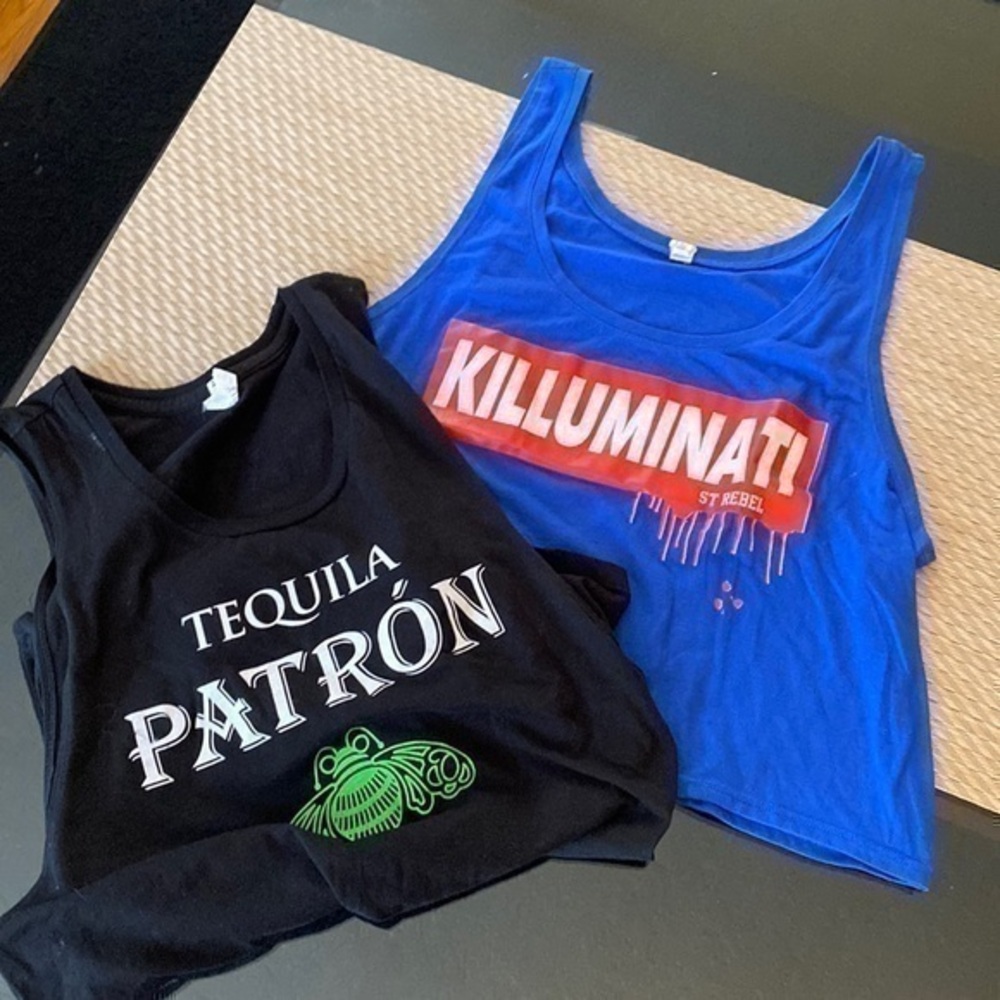 Tequilita Patrón size ,killuminaty size M used but in great condition